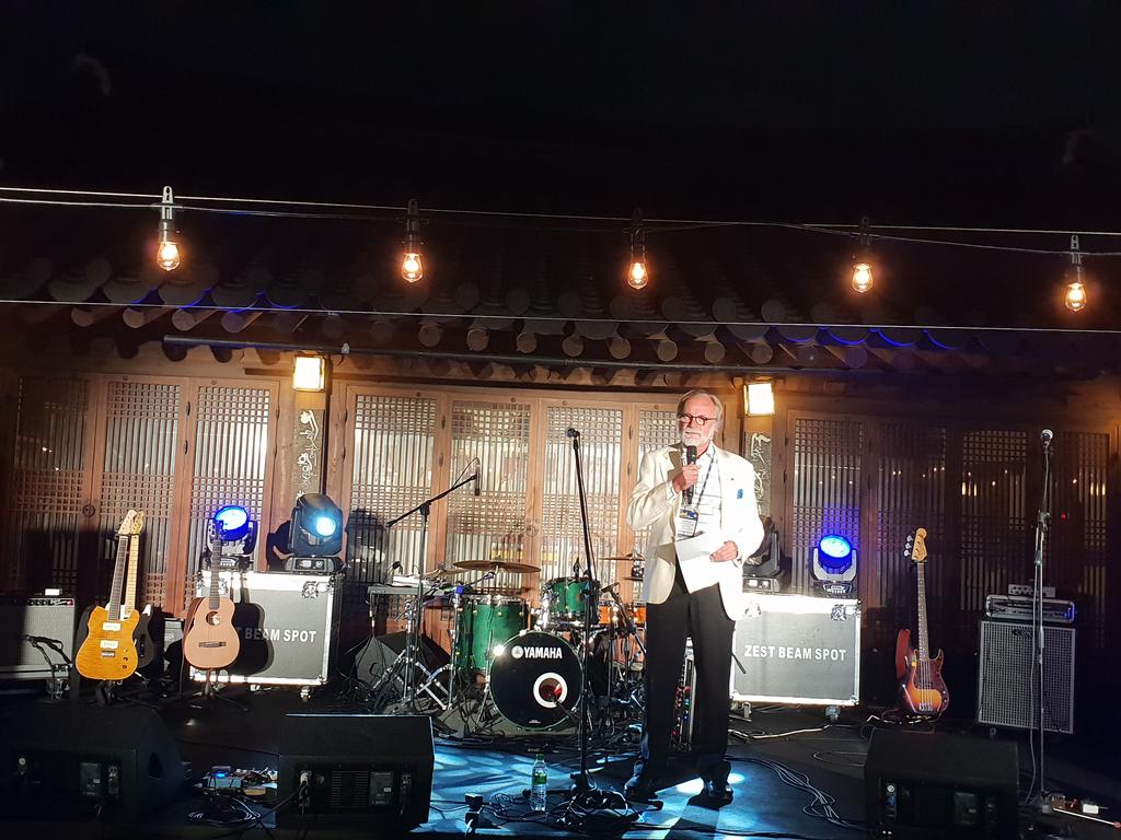 aseforg's tweet photo. #ASEF participates at #PAMS2018 in Seoul ๐ฐ๐ท to promote cultural exchange between Asia & Europe via its projects esp the #MobilityFirst grant. @euinkorea hosts reception showcasing cultural #diversity through various #EU musicians. Amb @M_Reiterer gives welcome note. #ASEFculture https://t.co/KfMjSodrmE