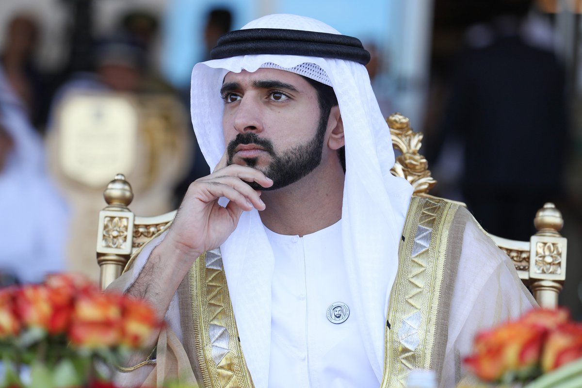 DXBMediaOffice's tweet photo. #Dubai Crown Prince @HamdanMohammed issues Executive Council Resolution No. (39) of 2018 pertaining to the performance management and appraisal of #Dubai government employees. The Resolution aims to increase the productivity and competitiveness of various government entities https://t.co/EpCL9rxSEG