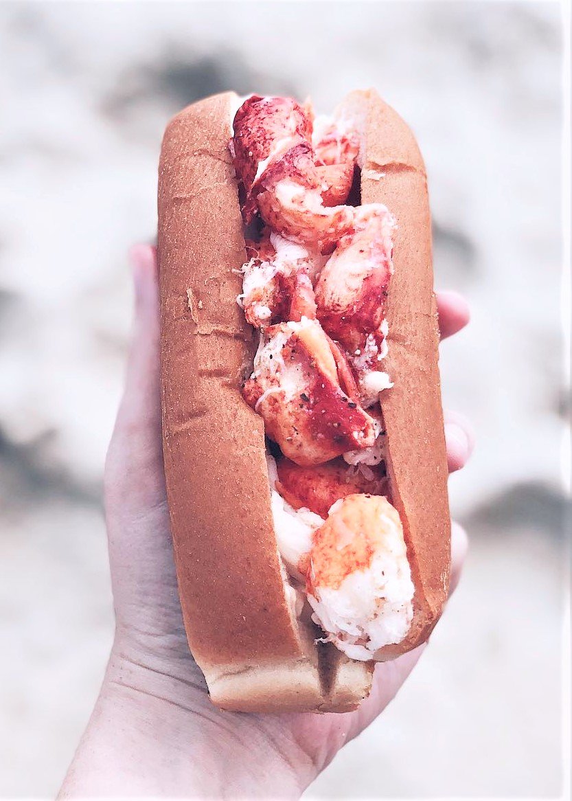 Stop and smell the lobster.

📸: bit.ly/2PNrze3