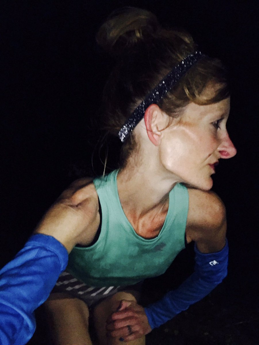 alicia262girl's tweet photo. Rainy Rabbit Miles @runinrabbit #runinrabbit #radrabbit #crophop #armwarmers https://t.co/gcOWkJqn42