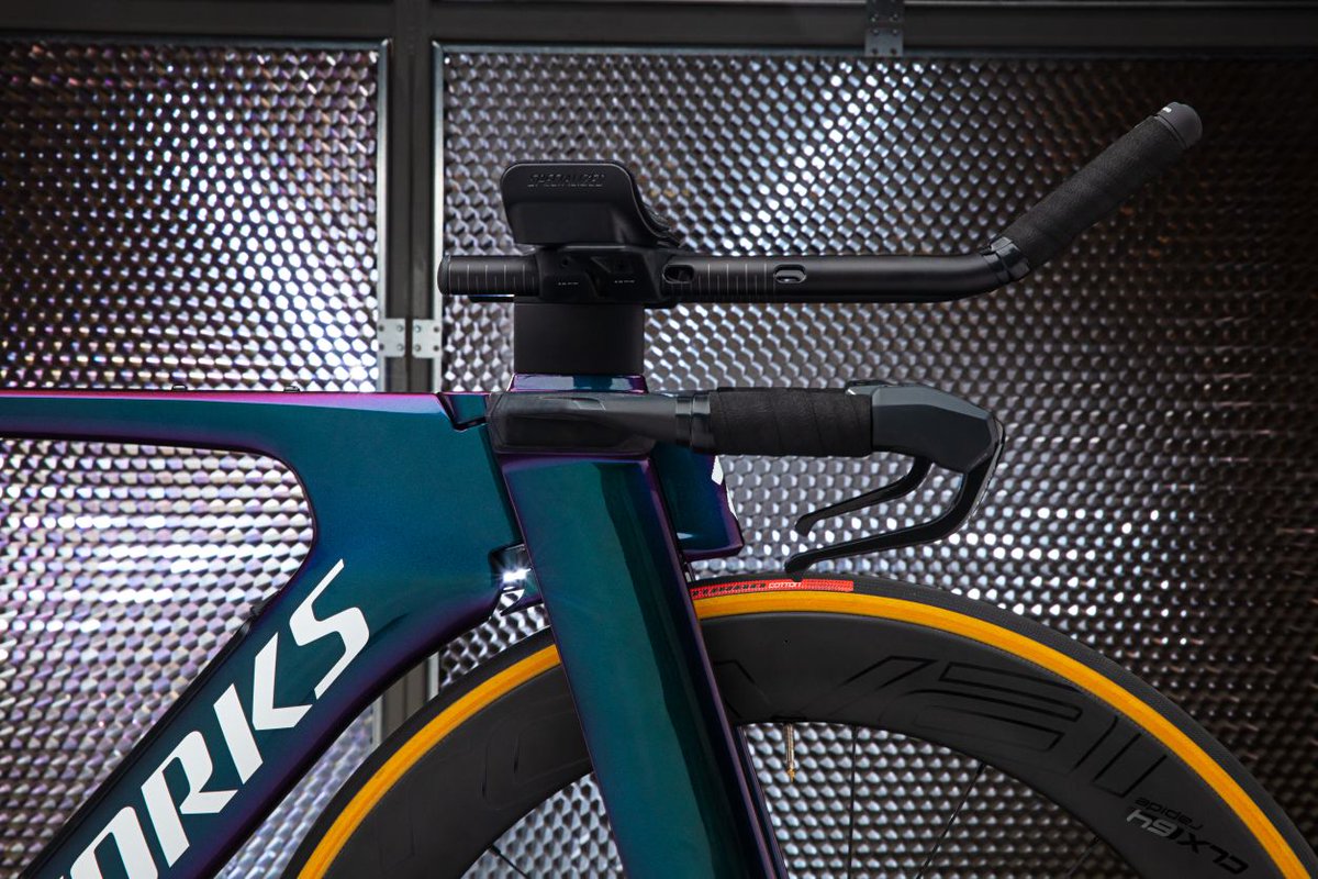 Aero. Fuel. Fit. Introducing the <a href="/iamspecialized/">Specialized Bicycles</a> S-Works Shiv Disc. #aeroiseverything Explore the finer details here and stop by the shop to preorder yours: #FINDYOURMOXIE pbxx.it/Z3vCQB