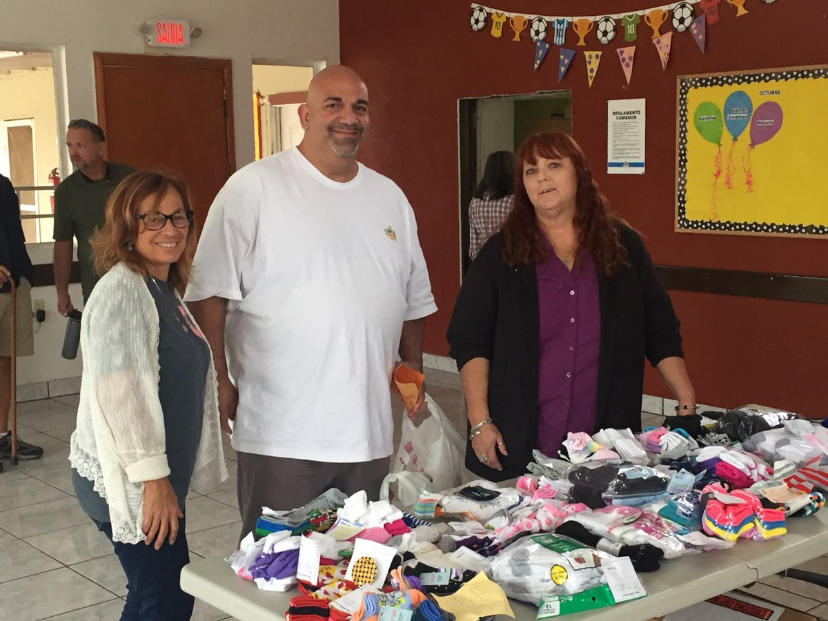 tzsalloum's tweet photo. @JuarezScholars #Bethechange Mr. Salloum went on a mission trip for his church over the weekend. Kids at the Estado 29 Orphanage in Mexico receiving the socks from our  Juarez Scholars. They were so thankful and appreciative! What an experience! https://t.co/CVIlKFgwbl