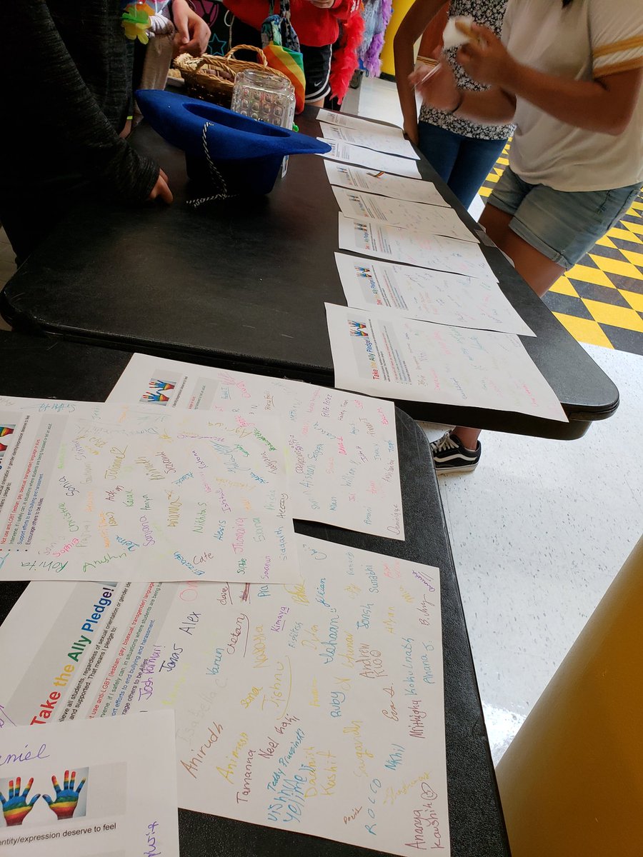 MsAlleyWWP's tweet photo. TGMS promotes character traits of #acceptance and #caring during #WeekofRespect as #GSA and #Bystander members encourage peers to sign #ALLY pledge to keep school safe and supportive for #LGBTQ students. Over 600 signatures! #SEL
#WWPRSD @WWP_SCHOOLS. https://t.co/BOapTm8pzS