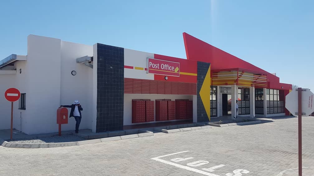 Botswana_Post's tweet photo. BotswanaPost commemorated #WorldPostDay today in Tshesebe where a new Post Office was opened, alongside a stamp and new product launches, as well as free #WiFi at 37 post offices across the country that offer #PosoCloud.
#WorldPostDay2018
#UPU
#postalcelebration https://t.co/rONIyiV8IB