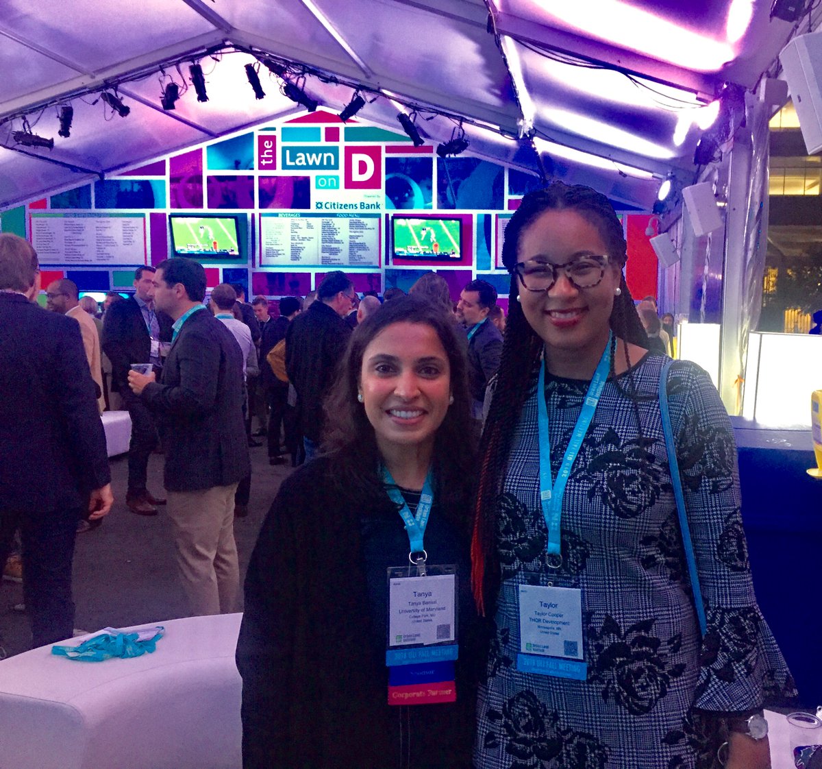 MRED alumni at the ULI Fall Conference! Tanya Bansal, MRED faculty, and Taylor Cooper, THOR Development, reconnecting in Boston!
#ULIFALL #ThorCompanies #UMD_MAPPD