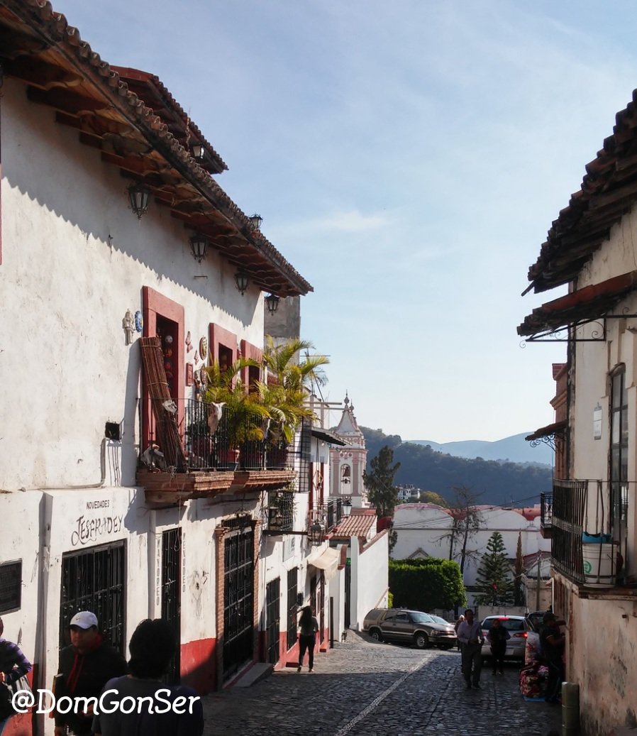 <a href="/IsabelBreaSant4/">Isabel Brea Santiago</a> Todo bien, gracias a Dios.
Que tengan una excelente semana.
Saludos desde
#Taxco
#Guerrero
#México
#PuebloMágico
¡¡¡ Dios los bendiga !!!
#FelizLunes