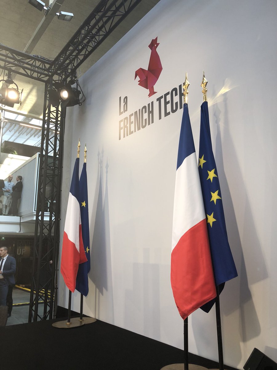 clementsauvage's tweet image. Encore quelques minutes avant l’arrivée d’@EmmanuelMacron @mounir @katborlongan et @roxannevarza pour la feuille de route de @LaFrenchTech 2019 à @joinstationf #techIsFuture