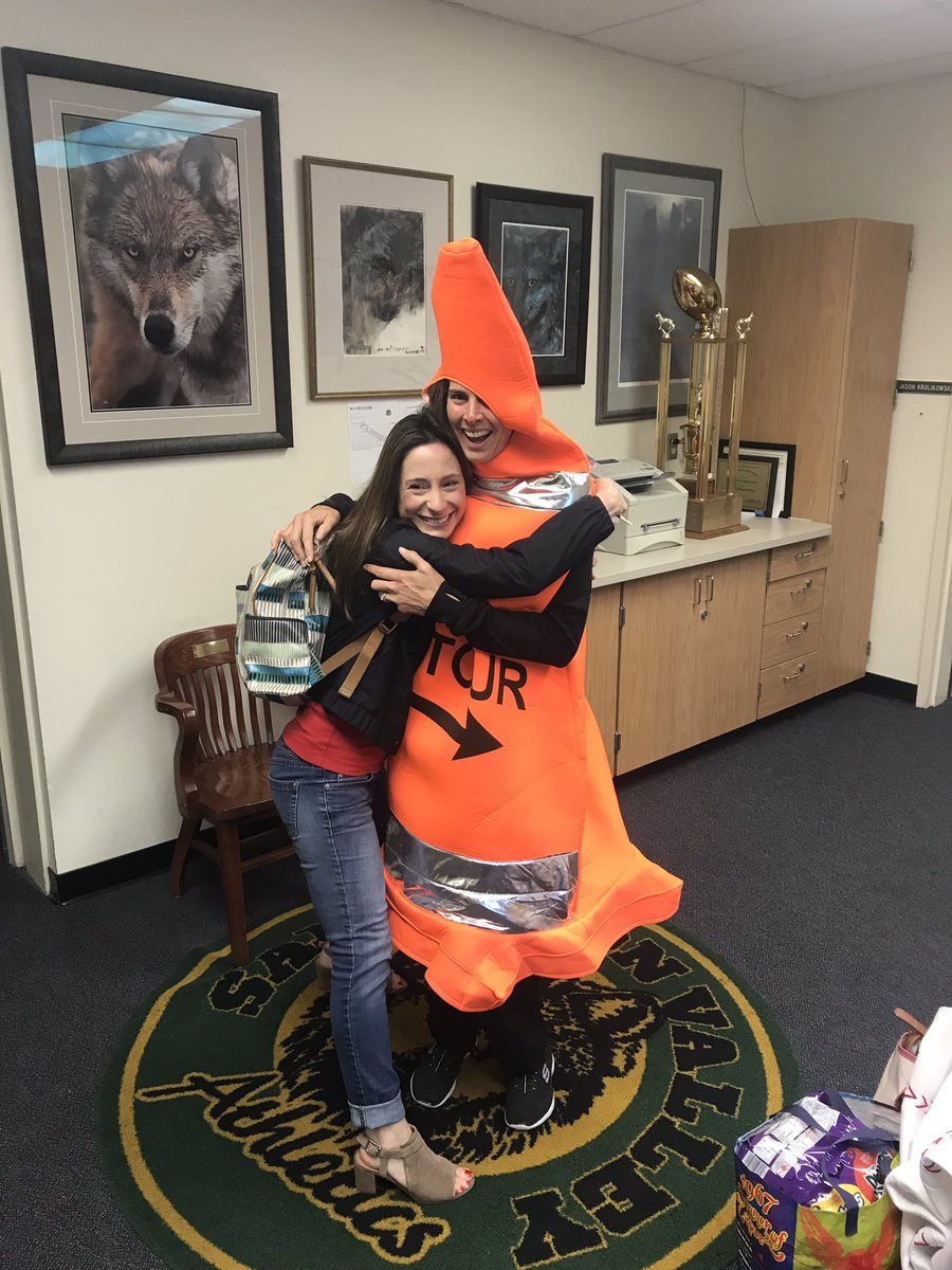 MrK_LVJUSD's tweet photo. It’s “Home” Depot dress up day! And our leader knows how to get in the spirit! #2018hoco @willfordjanet @WERSR https://t.co/H6UCW7muD6