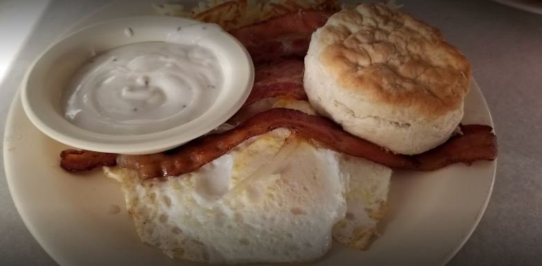 TourTahlequah's tweet image. Are you a lover of food? If so you need to come try Tahlequah&apos;s Boomerang Diner!🍔