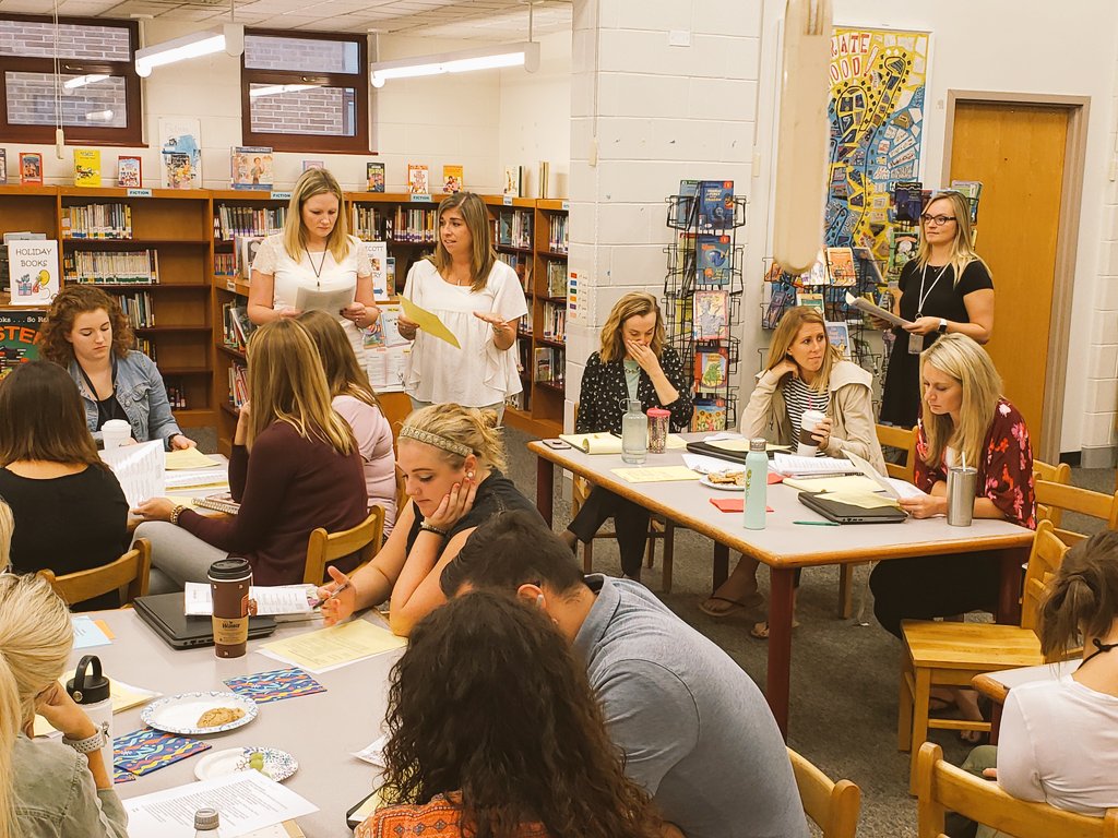 PDSD_PLC's tweet photo. Aston Elementary's Instructional Leadership Team roles out Marzano's Instructional Element 4, Using Informal Assessments at their faculty meeting. Great discussion &amp; building their toolbox! @PDSD_AstonES @Mr_Kuminka #PennDelcoProud @SolutionTree https://t.co/zOXKZvVBzF
