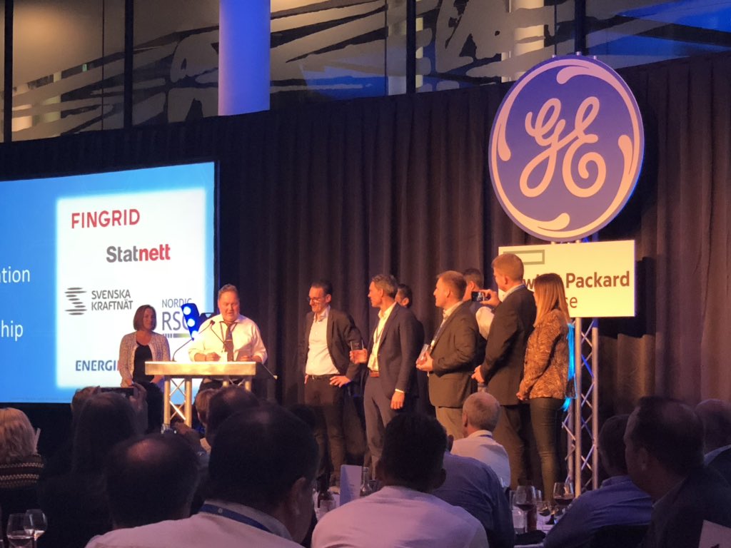 swno's tweet photo. Awardsdinner with an important  cooperation price to the Nordic grid companies and National Land Survey of Finland for their 20 years with Smallworld and the Finnish cadaster solution https://t.co/aWvBv6BxvL