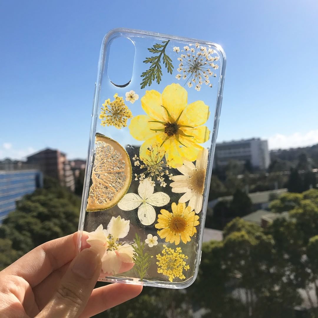 LeonaCreo's tweet photo. You thought you have an unique phone case? Guess again π π Handmade by @backyard8888 #phonecase #PhoneCases #phonecaseshop #phonecasedecoden #phonecasemurah #phonecasemalaysia #phonecasedesign #phonecaseph #phonecasedesigns #phonecaseforsale #phonecasehk #phonecasesph https://t.co/aJfaydFqLE