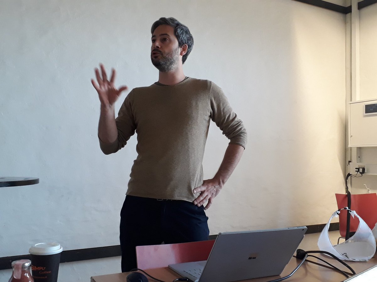 philayres_'s tweet photo. Fabulous introduction to the theory underlying #IsoGeometricAnalysis by Riccardo La Magna of engineering practice str.ucture today @CITAcph @KADKcph for the #CITAstudio workshop on #KineticMembranes. #FEAforNURBS https://t.co/EIu9AjzwbQ