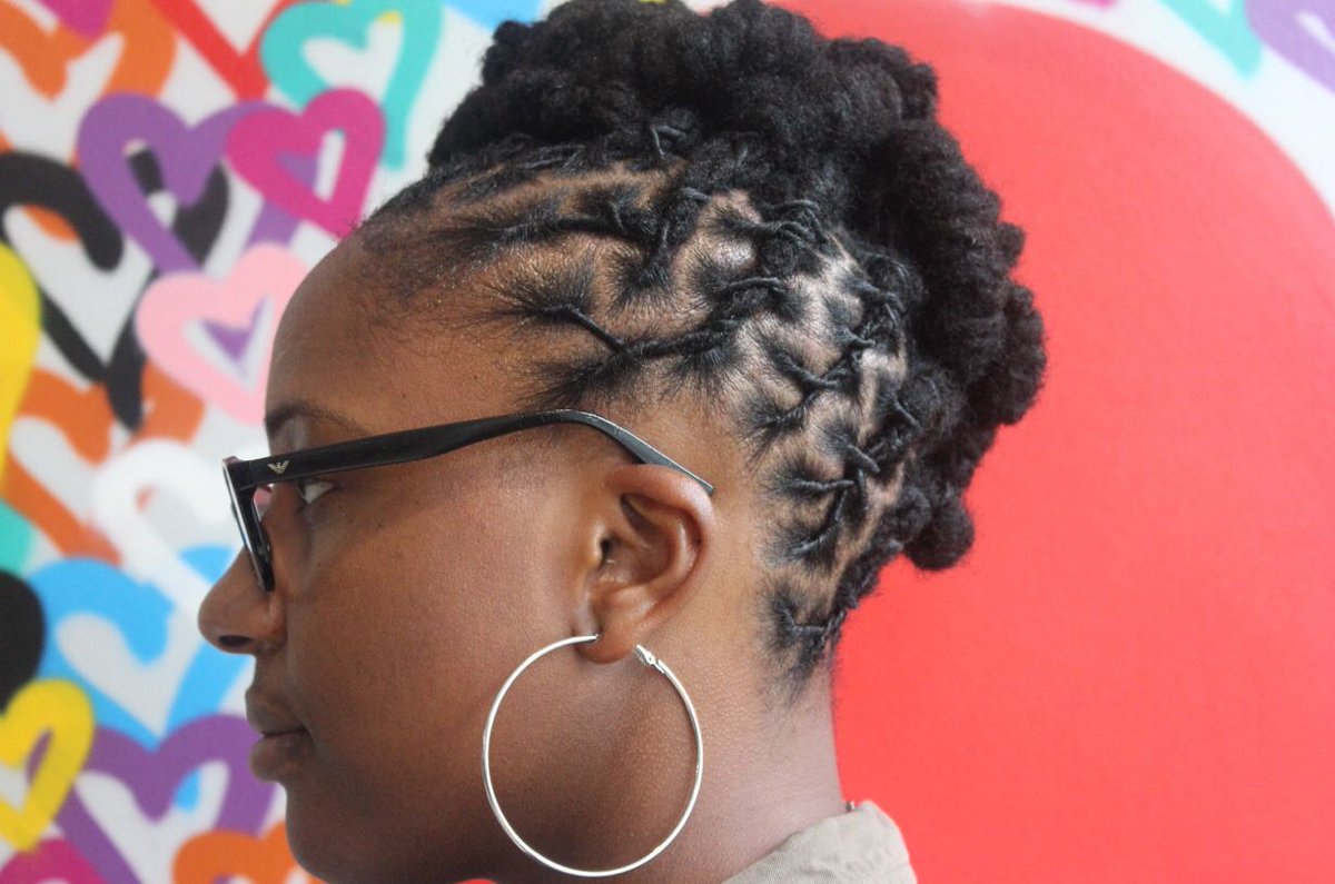 LocsTafari's tweet photo. Say Hello, to after pictures, but no before. We were to busy having fun with clients  🙈🙊🔥 🔥 
 #naturalhairsalon #melanin #twist #hairstyle #love #hair #locs #dreadlocks #dreadlockstyle #london #beauty #after #selflove #realbeauty #slay #blackgirlmagic #blackhistorymonth https://t.co/HfYUffSKU4