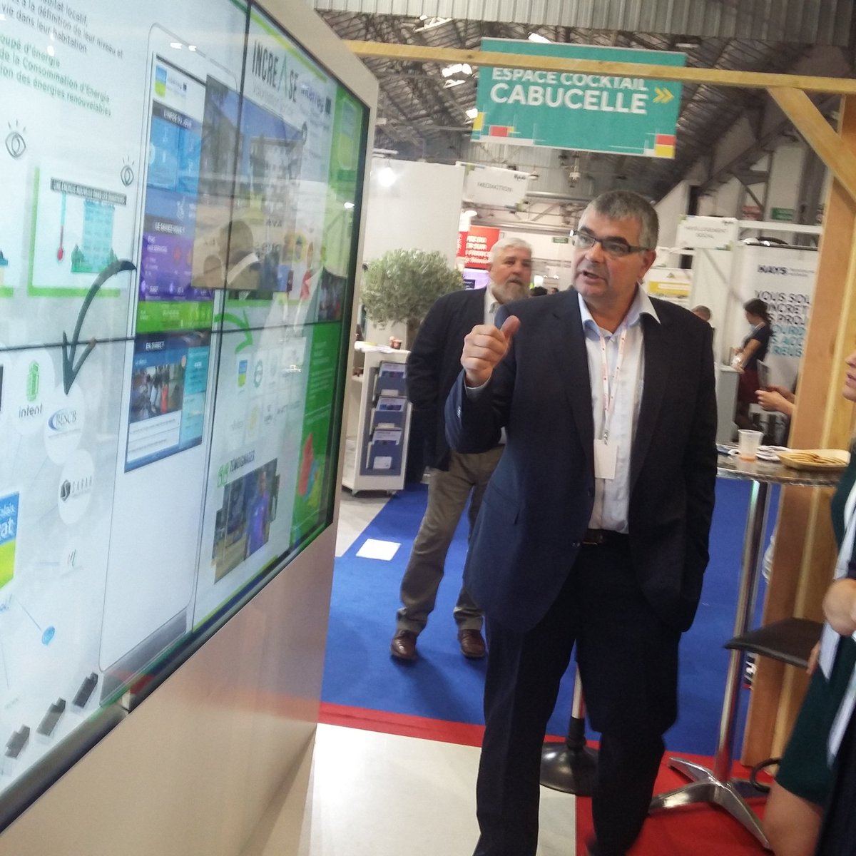 LippensSabine's tweet photo. #increase au Congrès USH 2018. de très belles rencontres et un projet qui attire. Le binôme gardien locataire à votre rencontre pour partager leur expérience. https://t.co/9azhpr4EJT
