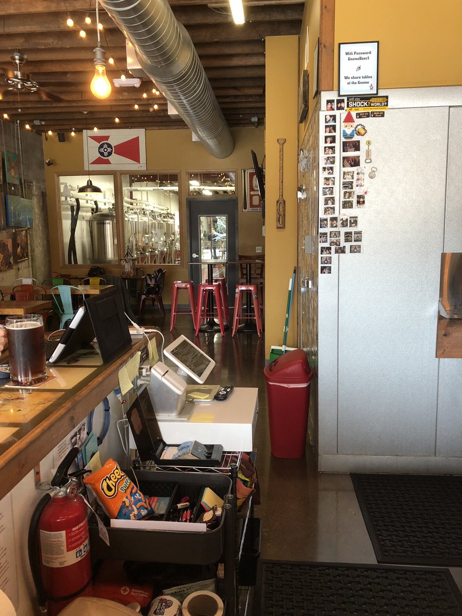 StonehamPress's tweet photo. At the Hopping Gnome in Wichita #timweekict https://t.co/fgkP0234Jo