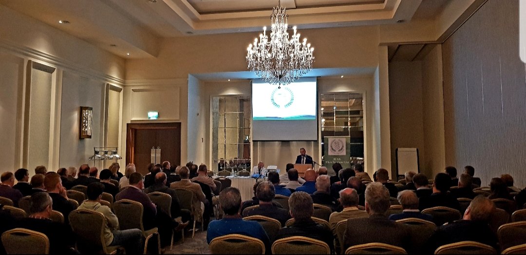 Eddie Punch speaking at 'Meeting the Challenge of Feeding Beef' event this evening in Mullingar with <a href="/ThompsonFeeds/">Thompsons</a>