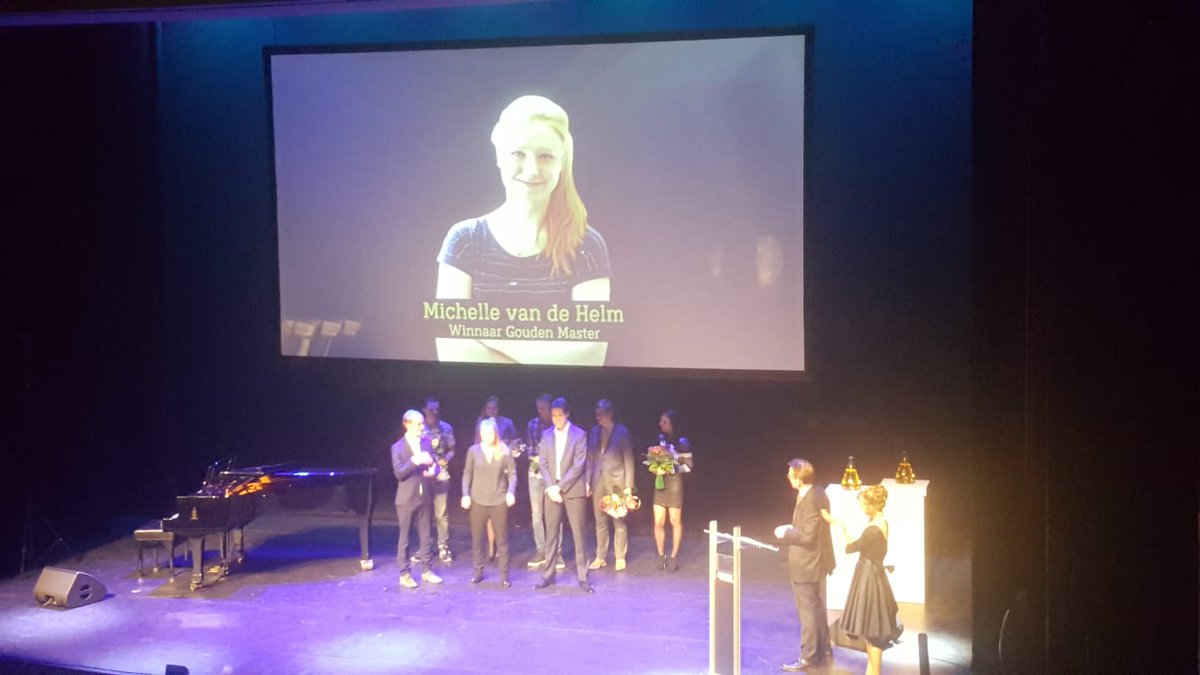 KNCVchemie's tweet photo. En de Golden Master Award gaat naar Michelle van der Helm! #AvdC18 https://t.co/NzRGZRqz7N