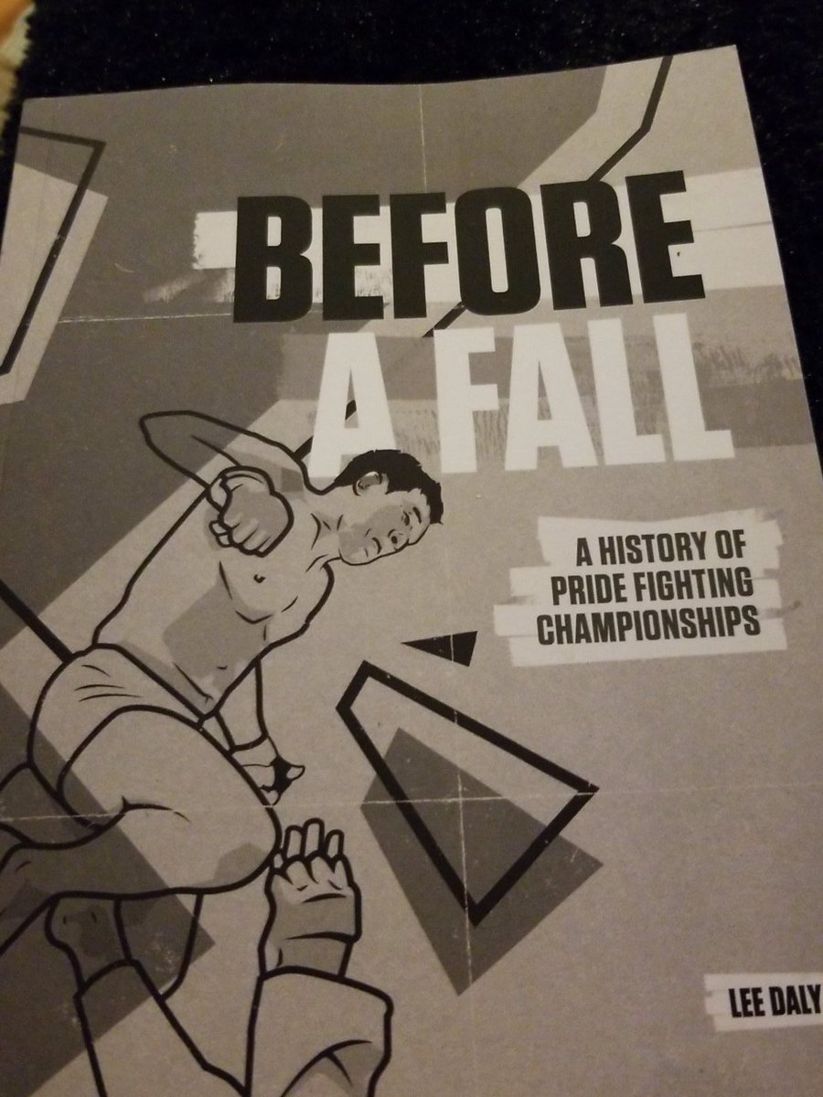 SteveSPORTTalk1's tweet photo. Thx @leedalyire just got my copy of @Beforeafallbook definitely gonna got through a few chapters tonight #CSSRadio #RealMMAFamily #MMAInterview #PodernFamily #PrideRulesFans #PRIDEFC @NikBos https://t.co/idj0mJG50O