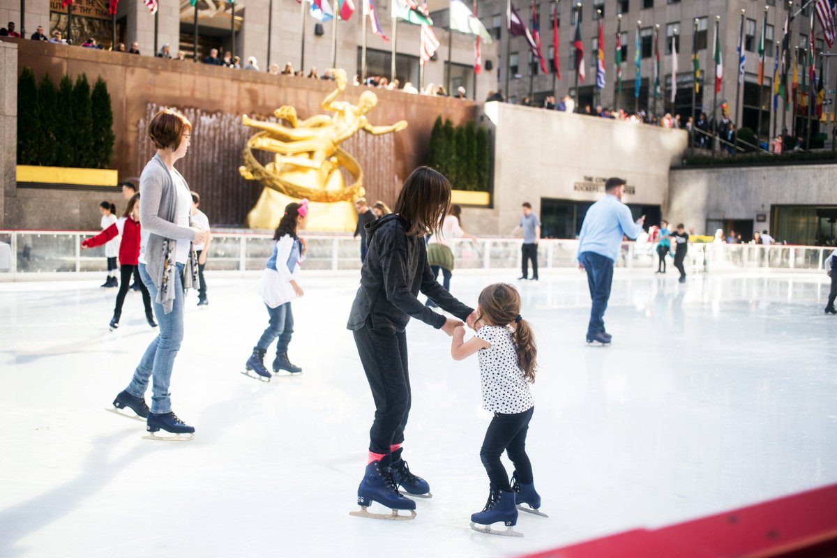 Rock Center Café tweet media