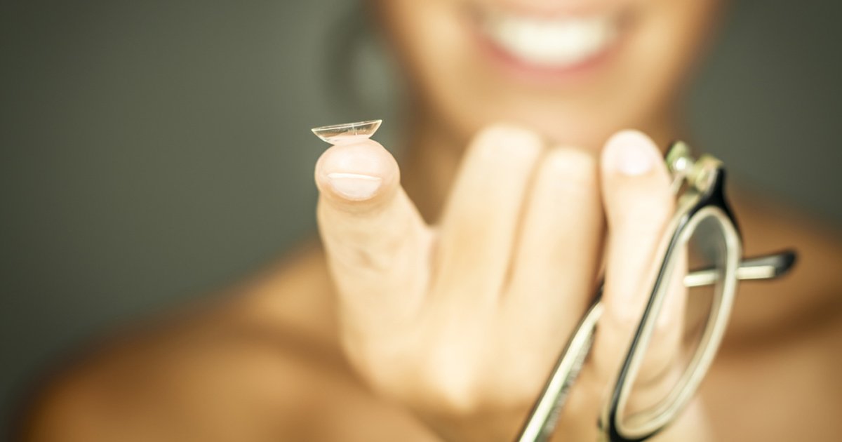 Drzoellner's tweet photo. In October when you order a years supply of disposable contact lenses, you will receive $50 off a pair of sunglasses!
Yes to that!

https://t.co/wppSDvvCdO https://t.co/UwmHjkUaVA