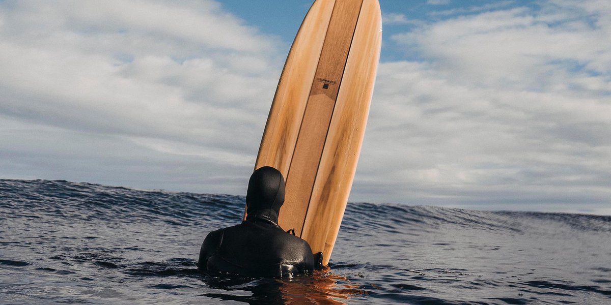 TheGlenmorangie's tweet photo. Glenmorangie’s home is in a beautiful corner of North East Scotland, with its ancient Tarlogie Springs, heather moorlands and dramatic coastline, famous for its peerless cold-water surfing. https://t.co/Dg6SVhwvF1
#BeyondTheCask #DrinkResponsibly #Glenmorangie #Whisky #SingleMalt https://t.co/vZgTgaMWLW