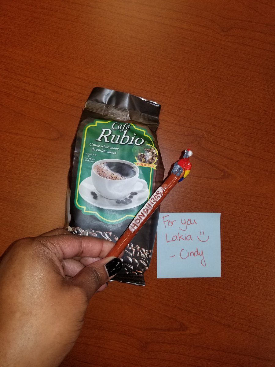 LaKiaLeo78's tweet photo. This COMPLETELY made my day ๐ #itsgreattobethoughtabout #thxagain #ilovemyteachers @bananabulb https://t.co/wpsnqCAtwn