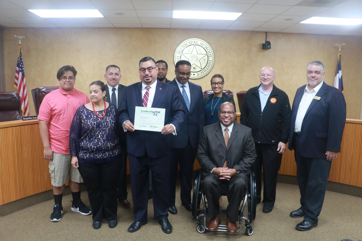 StaffordMSD's tweet photo. Congratulations @StaffordMSD Board VP @xherrera36 on earning Leadership @tasbnews #MasterTrustee status. https://t.co/nt0YXjBmyh