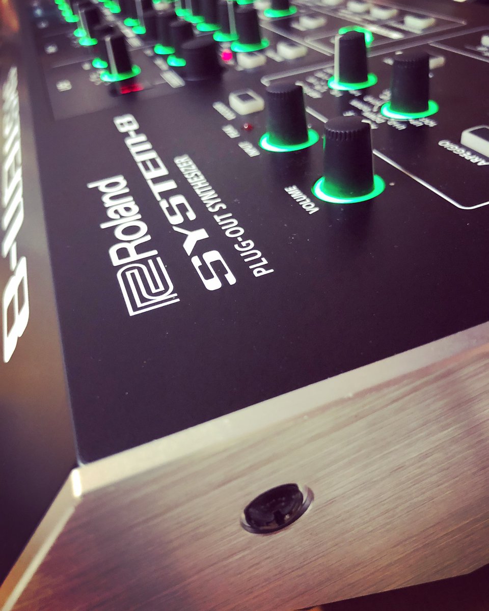 mayatty1982's tweet image. it&apos;s did not betray the sound, and created the past and the future ✨✨

#Roland #system8 #ローランドアンバサダー #synthesizer #シンセサイザー
