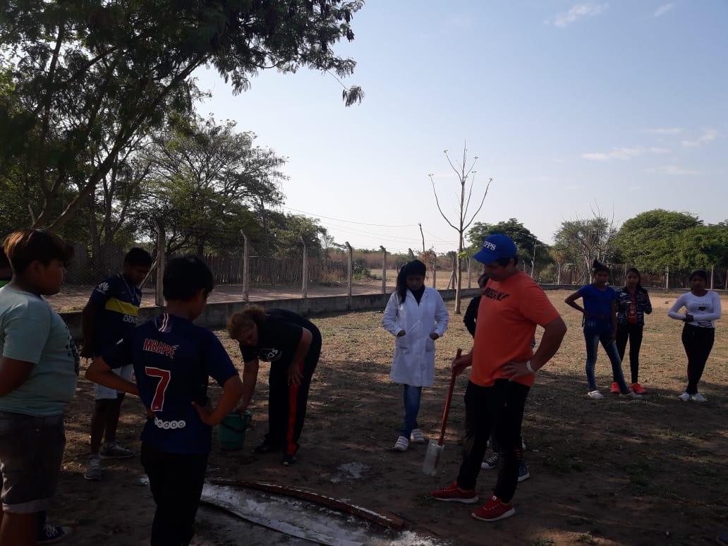 TiagoDegoy's tweet photo. Marcando lineas... articulacion con educacion fisica en lapacho 1 N° 4.804 #CPPSEnAcción #ESALAPACHOUNO4804 #Tartagal @fguillesaavedra @Valegu1985 @Jesusig94 @lescano_marite @artydance23 @AlancayDel @aniberruezo @UrtubeyJM https://t.co/gzJXKDv5mR