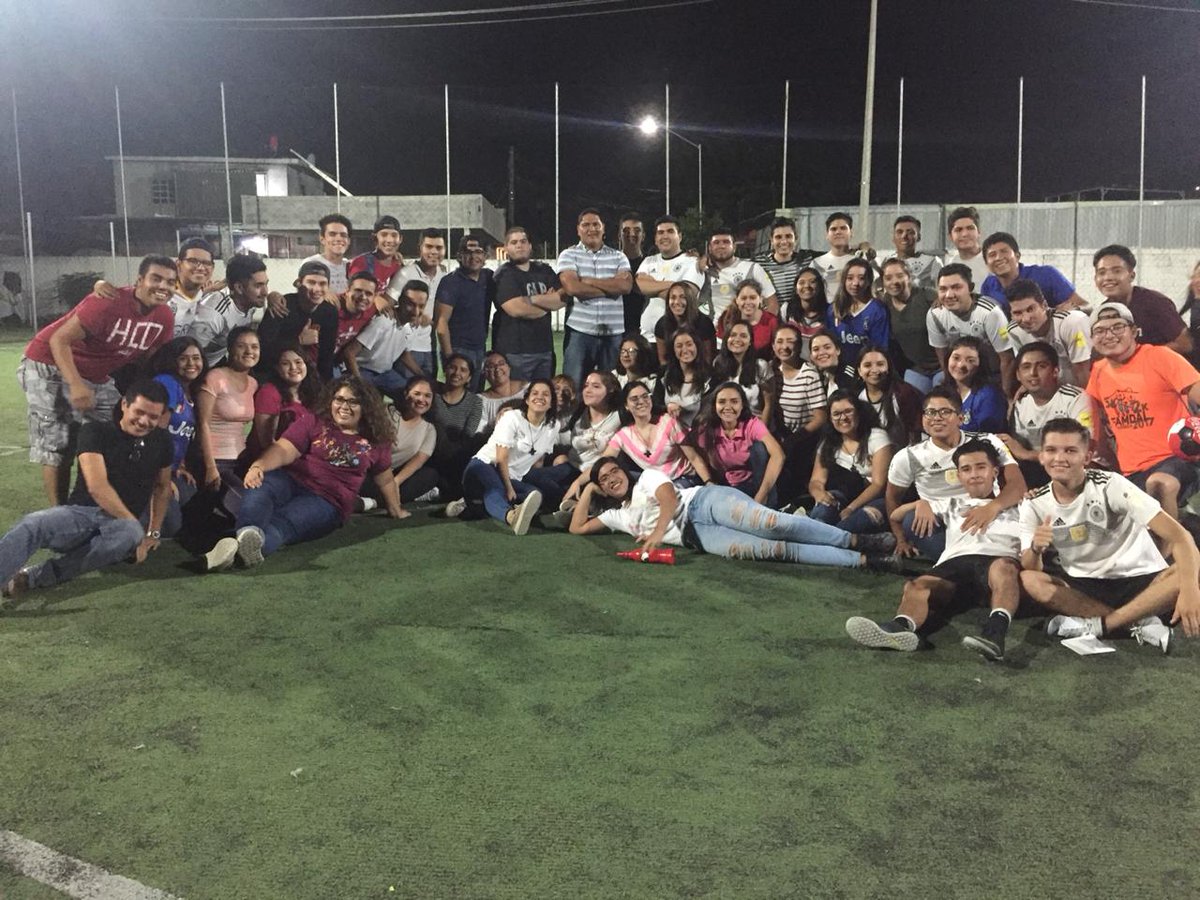 LobosSomoss's tweet photo. "El apoyo incondicional hacia el equipo es lo que te da las fuerzas para salir y ganar"
La primera de Lobos 🐺🏆
#LobosSomos #LaBarraBrava https://t.co/821rZ8tdnE