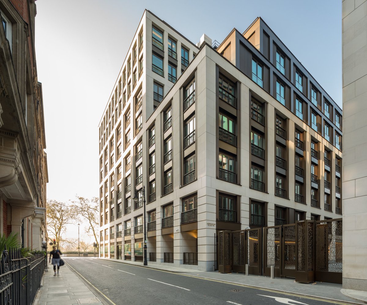 squirepartners's tweet photo. Singapore Tatler lists the top places in #Mayfair driving the creative evolution of London's most luxurious neighbourhood, featuring our #ClargesMayfair project. https://t.co/zdendUuexG @HaberdasheryLTD #martinkempdesign @sgtatler https://t.co/zhpITNmhSM