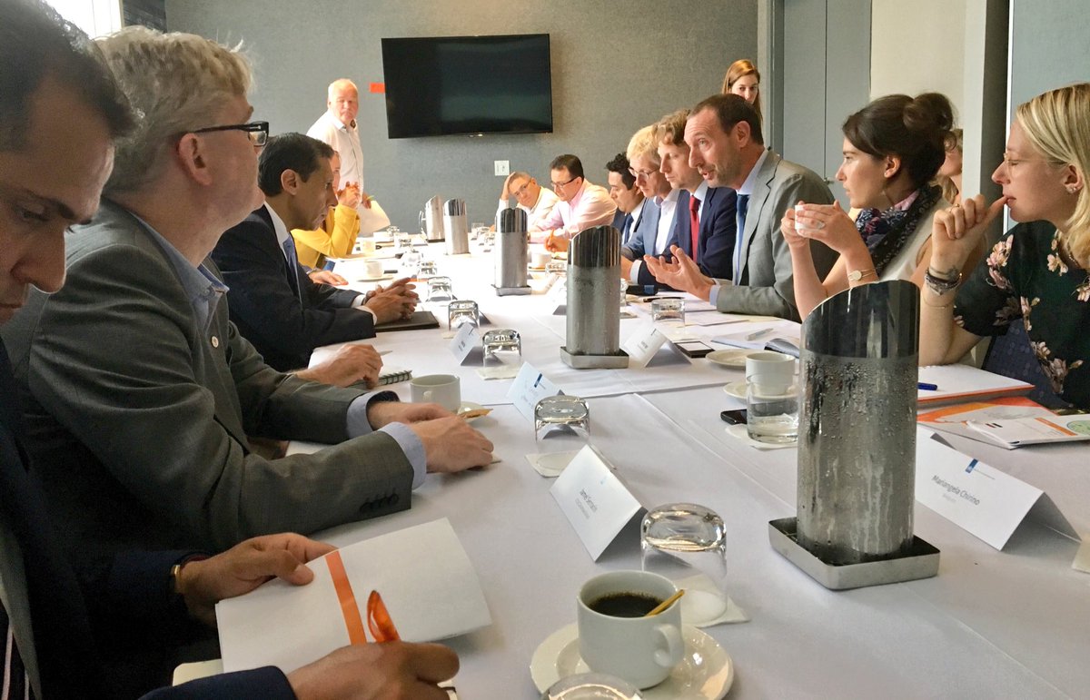 jurriaanm's tweet photo. Great start of #Dutch trade mission on #SustainableCities #Water and #CircularEconomy to #Panama. Large delegation from #DutchDiamond and great reception by Panamanian government and multilateral development banks #GlobalChallengesDutchSolutions https://t.co/Qkx5jUpuCu