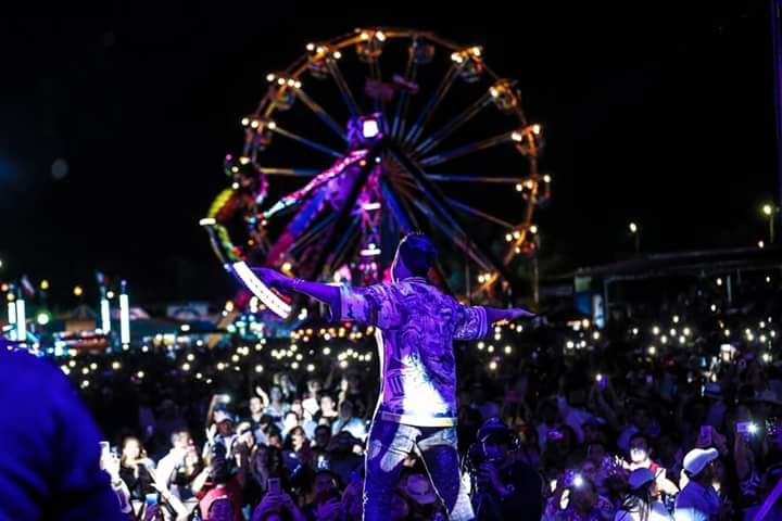 duvan_dangond's tweet photo. Esto me hace muy feliz de que mi artista le valla muy bien y que cumpla sus sueños y propocitos te felicito @SilvestreFDC es que yo no elegi ser silvestrista solo tuve suerte❤ https://t.co/5fBMB9FKEZ