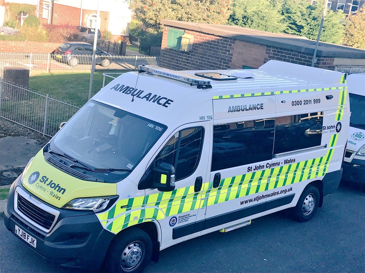 SJACFflint's tweet photo. This Evening we have a crew out Covering The @FlintLionsUK Annual #FreeProstrateCancer Check at @flinthigh School.
If your in the area and want to get checked out pop up to Flint High school, there here until 8pm this evening (09/10/18). https://t.co/LqFKKCxwGG