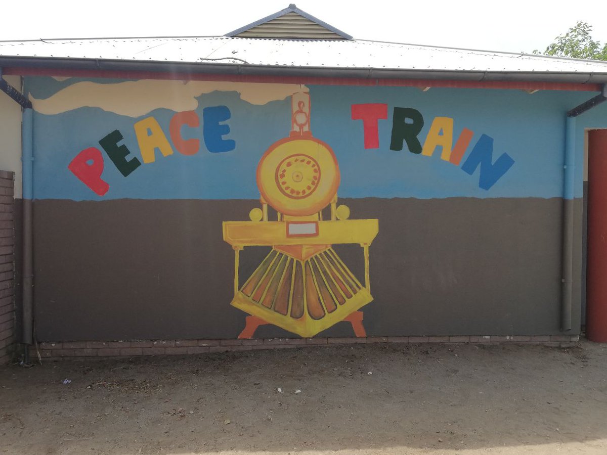 TODAY we finally unveiled the mural at the Hearing and Visually Impaired School in Widhoek! 

Thank you to all the sponsors and the volunteers that made this day possible. #peacemycity #peaceoneday 
#youthforpeace