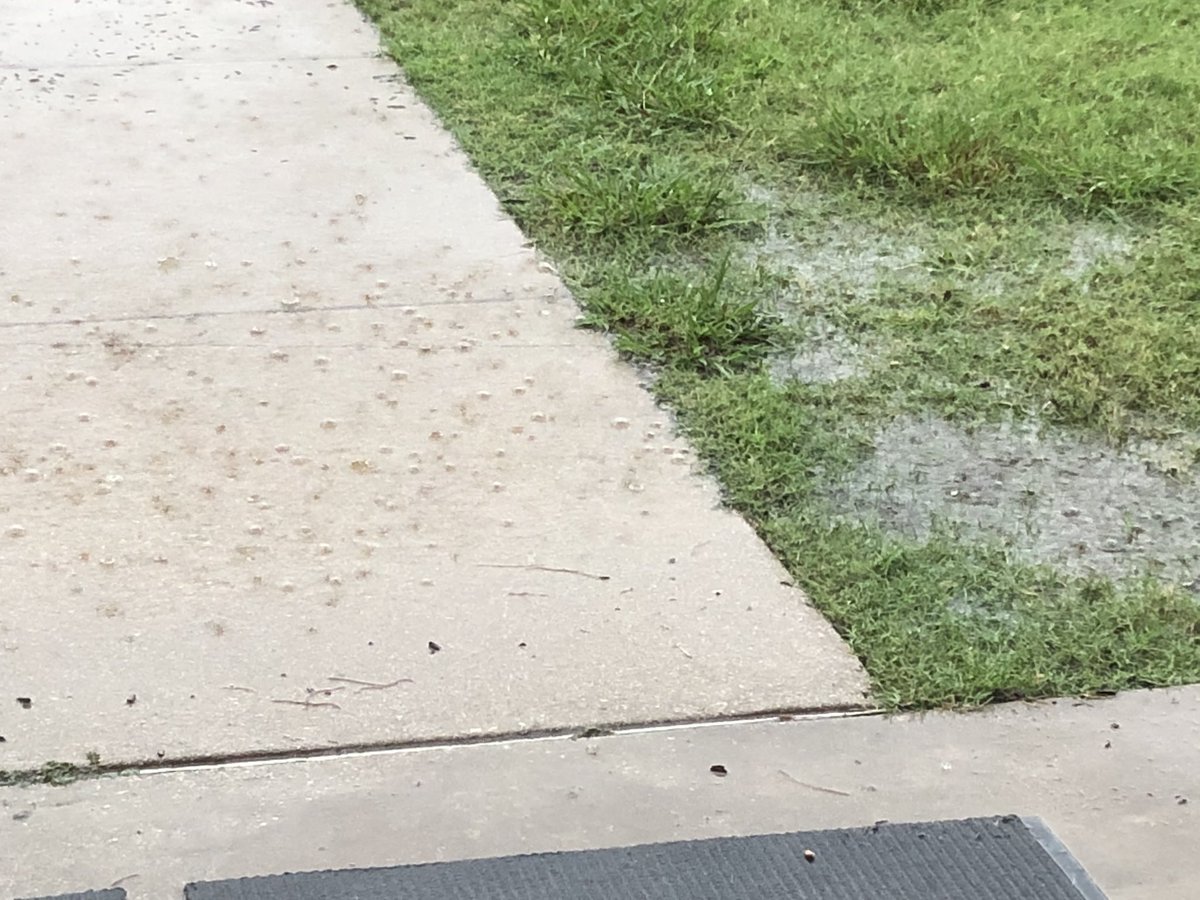 TeriKeith's tweet photo. Observing the rain. This never gets old if you’re a 5-year old scientist.   #Lakeside1819 #authenticconversation @sciencecook https://t.co/scF78YUoal