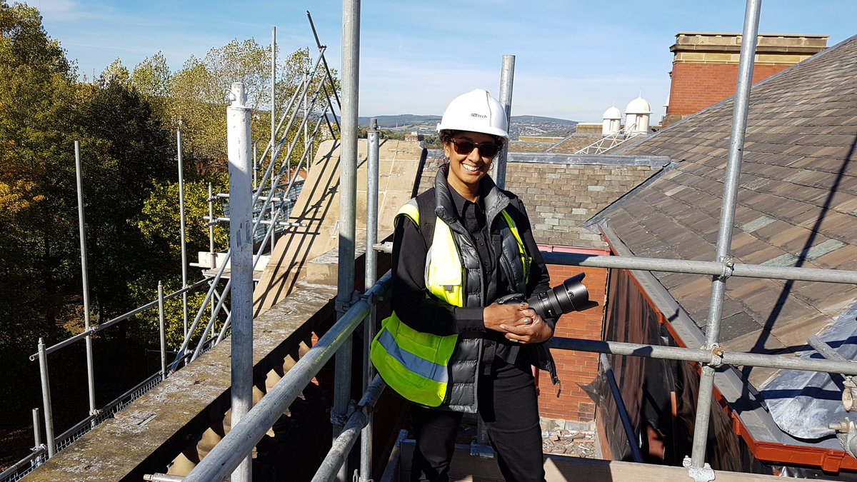 A very interesting day photographing the construction of the roof on @sheffielduni #engheartspace @sheffieldUniEng #Yorkshire