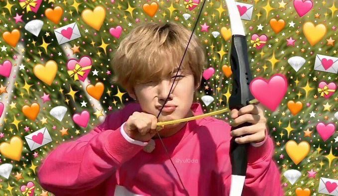 lqshui's tweet photo. BIG HAPPY ANNIVERSARY TO ALL PENTAGON AND UNIS ILY SOSOSO MUCH ❗️❗️❗️
#For_PTG #펜타곤_2UNIversary https://t.co/bgQ5aH4CLe