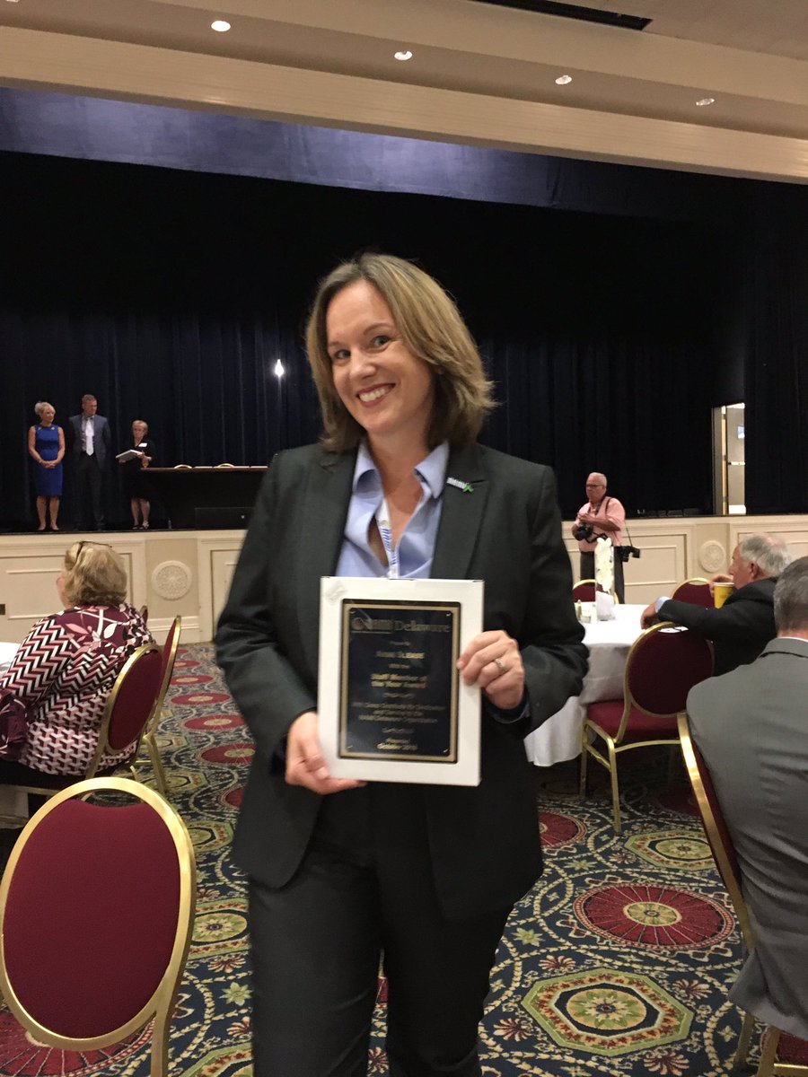 DrMeghanWalls's tweet photo. My dear friend @Anne_Slease received the employee of the year award for @NAMIDelaware . So deserving, Annie! #netde #namide #mentalhealthadvocate https://t.co/MCHChe65R0
