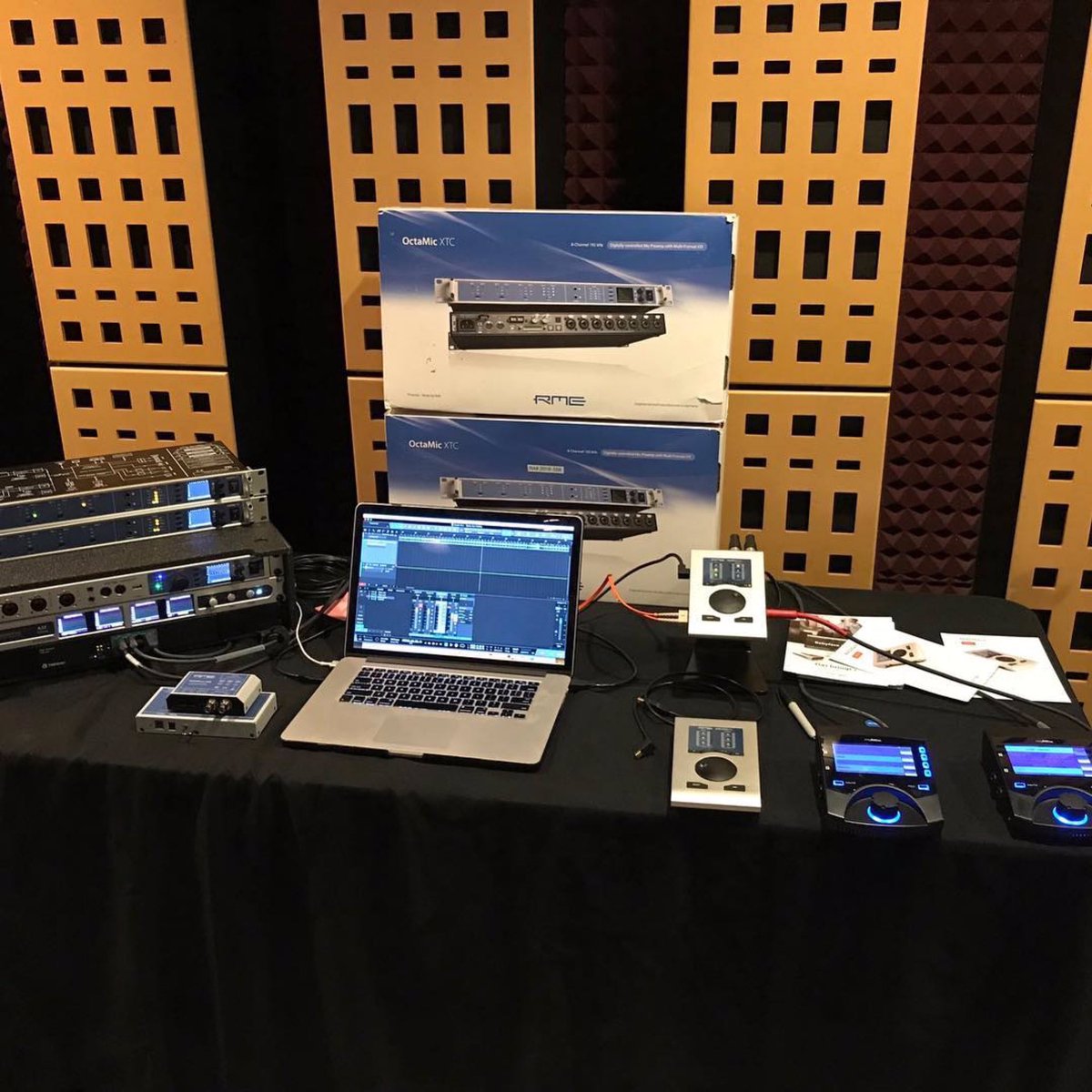 RME_Americas's tweet photo. RME Audio and myMix Audio a few weeks ago at @musicexposf in Nashville, TN. #RMEAudioUSA | #ExperienceRME | #BabyfacePro https://t.co/Ep0HczUFGZ