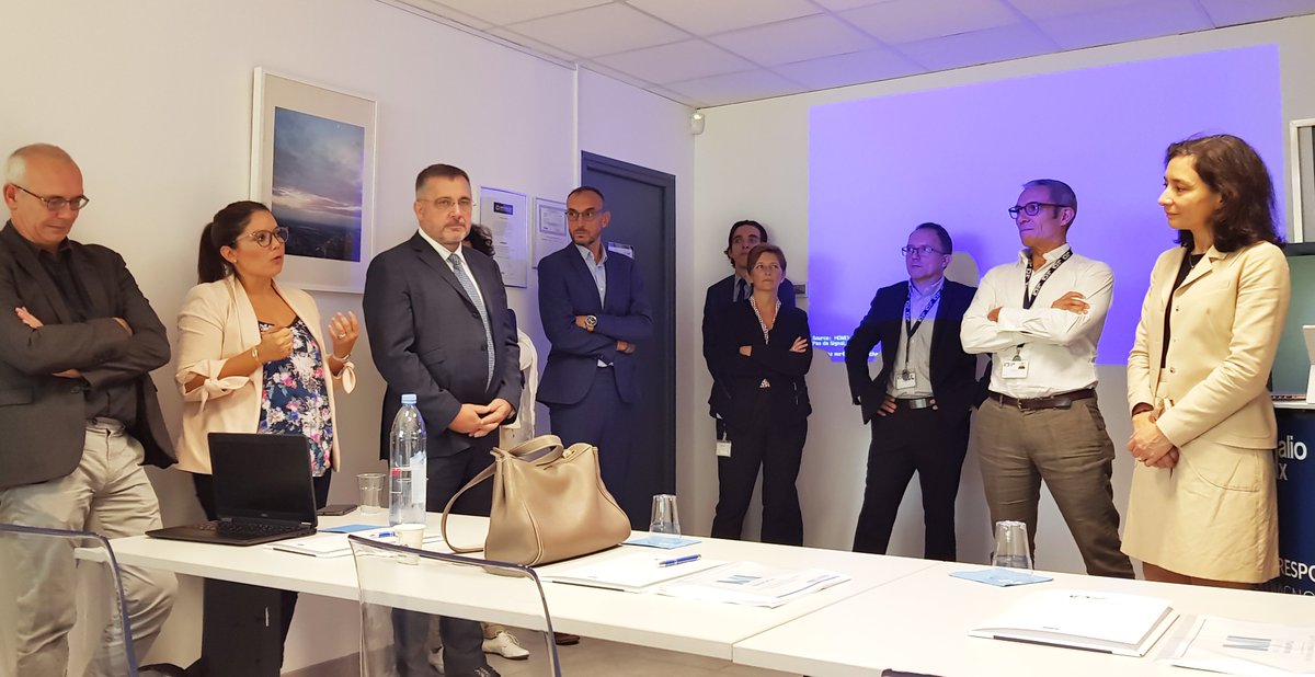 PoleEurobiomed's tweet photo. “According to our first estimation, 1€ of #publicinvestments in @marseille @Immunopole results in 3€ of private engagments” @emilie_royere  @poleeurobiomed @marseille @Immunopole  @DelphineGeny Secretary of State to @BrunoLeMaire @Economie_Gouv meets @HalioDx https://t.co/SgDqTBrtKB