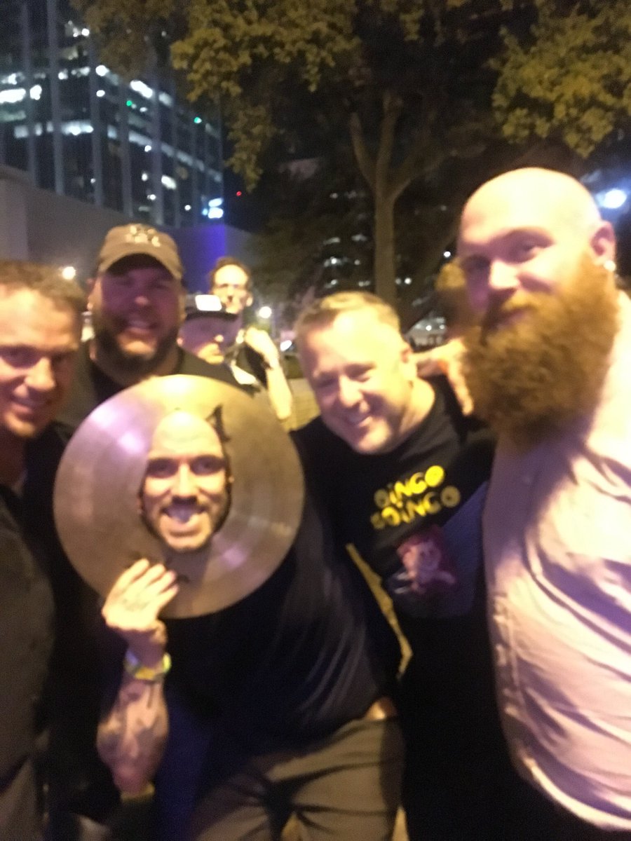crafty_devils's tweet photo. Can’t wait to get to LA and see @idlesband tomorrow night with a group of SXSW friends. They are insane live! https://t.co/aQ4OG0r2vQ https://t.co/LgRvW2IopL