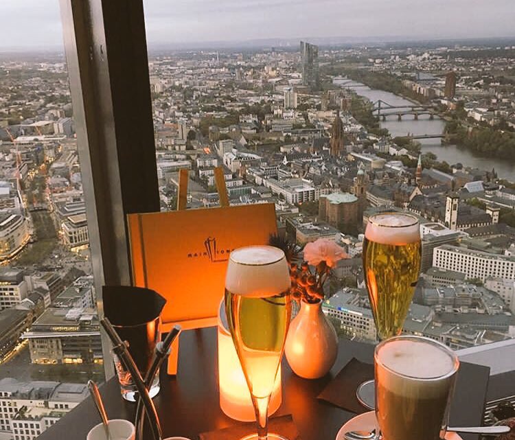 YoshaJayBe's tweet photo. Triff mich business casual in Mainhattan #187m https://t.co/Jk2SkdRl2c