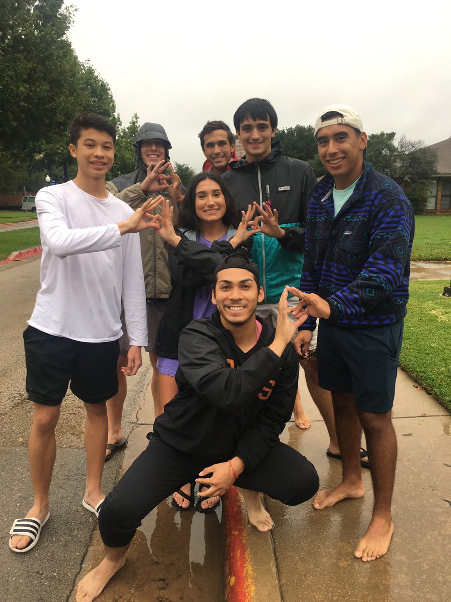bphothisane's tweet photo. #UtaSigmaChiThinksPink2018
🌧🌧🌧🌧🌧🌧🌧🌧🌧🌧🌧 https://t.co/xBMtsWvavO