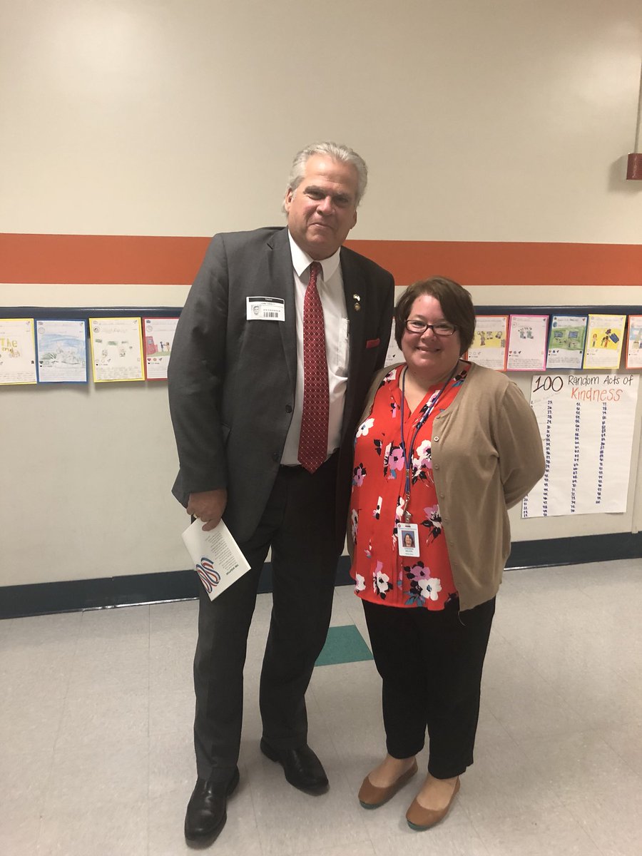 Jenkins5th's tweet photo. Thank you Rep. John Torbett! Kiser loves you.@GCSElementary #gcsk12 https://t.co/nlzitqIMZU