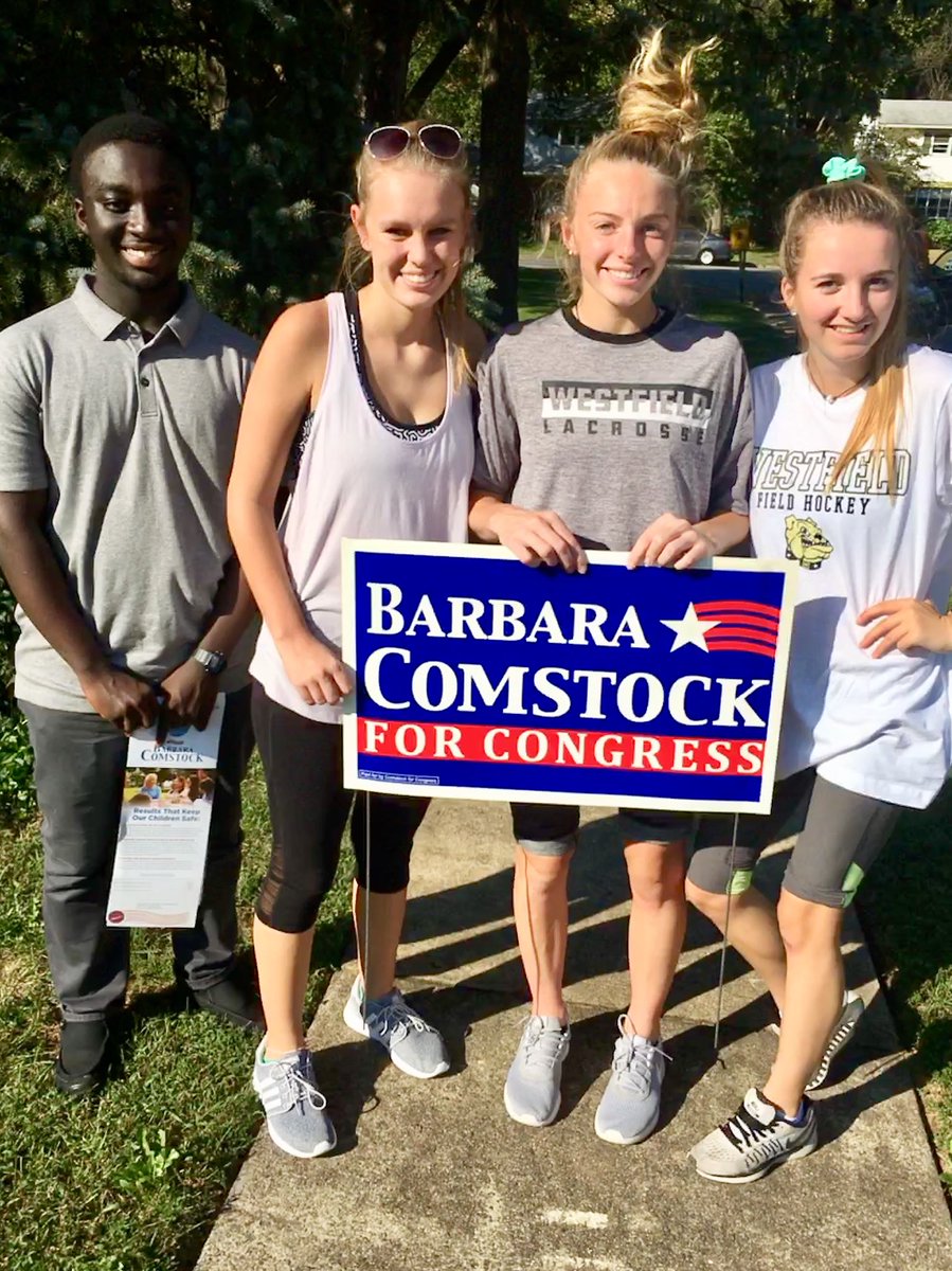 meredith_mar's tweet photo. Our high school volunteers were killing it on doors this weekend!Watch out for these future leaders of our democracy on #TeamComstock https://t.co/zT03zdoIYH