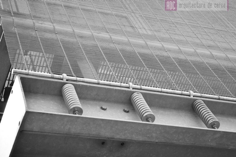 Arquitectura DeCerca Twitter પર: "Cerramiento de malla metálica (1) Fotos: M. Barac y Marrades. https://t.co/kkRMRH1ngl #cerramiento, #colaboración, #fachada, #malla, #metálica, #muelle, #vidrio #construcción #arquitectura. https://t.co/I1wc0qpCgj ...