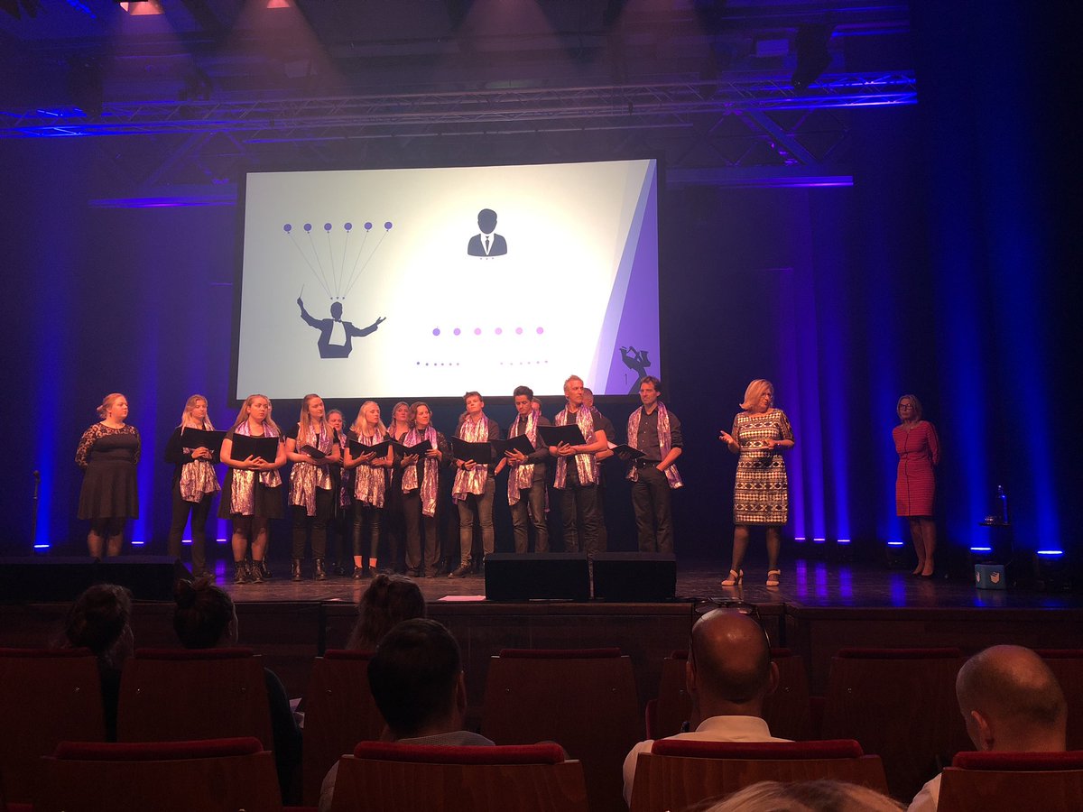 TiborvanBekkum's tweet photo. Vanavond de bijzondere boekpresentatie van @AtyBoers en @marijkelingsma van ‘De 10 principes van agile-lean-teamcoaching’. Bijzondere setting met zelfsturend koor Maze in het Flint theater! #agile #valuebridge https://t.co/sIksnsFiMO