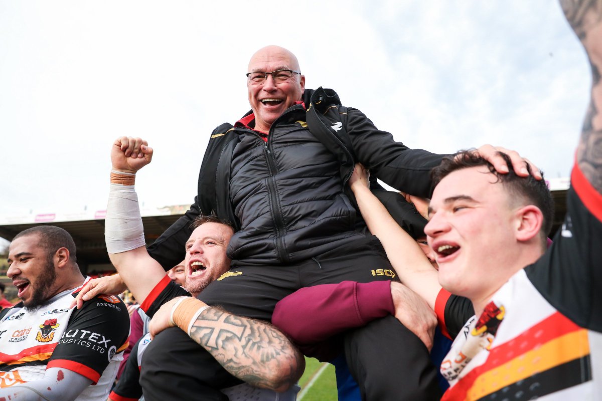 How amazing is this photo! 😂🙌🙌🙌🙌

HIGHLIGHTS of <a href="/OfficialBullsRL/">Bradford Bulls</a>'s promotion to <a href="/Betfred/">Betfred</a> Championship are on the #OURLEAGUE app &amp; website now 👉 membership.rugby-league.com/register/